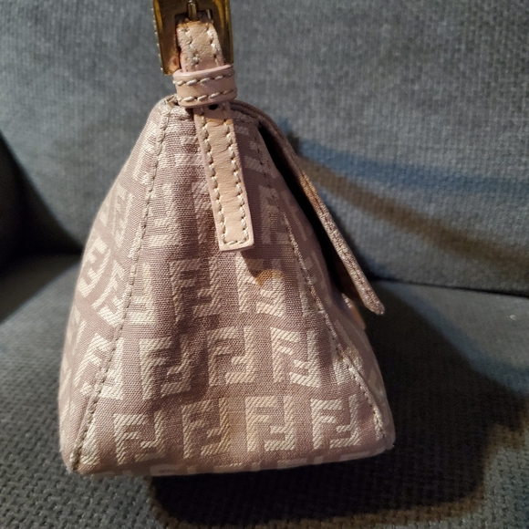 Fendi Baguette Cloth Mini bag, dusty pink - Picture 4 of 14
